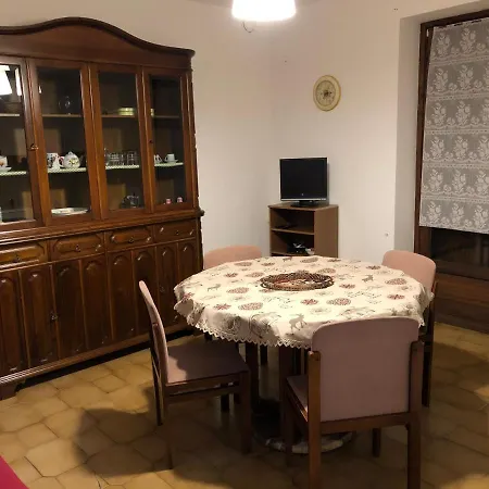 Residenza Maria Apartment Ala di Stura